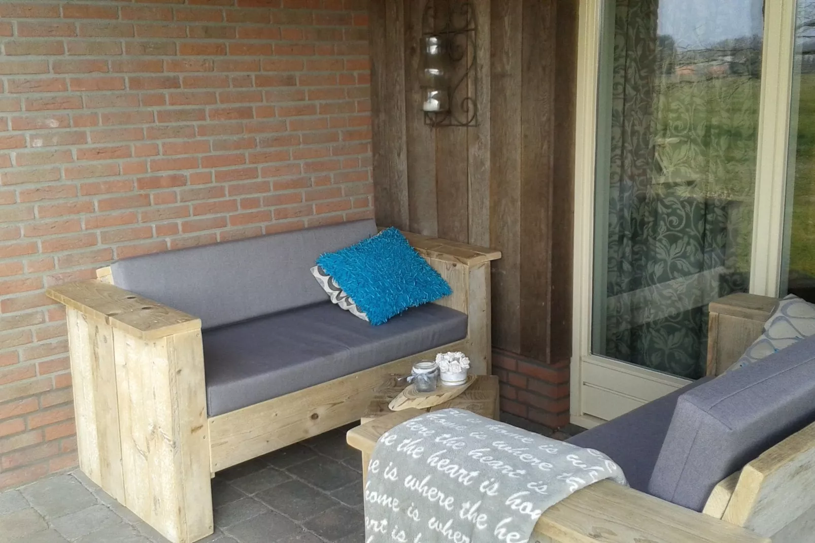 Tuinpad-Terrace balcony
