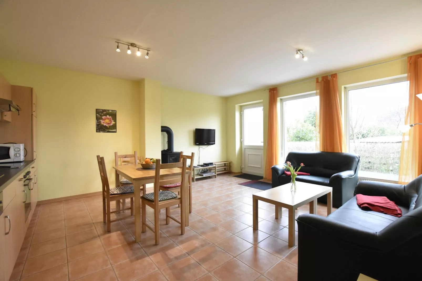 Zierow Z4A-Living room