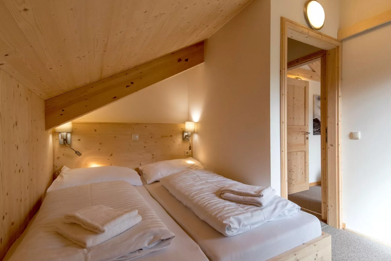 Kreischberg Chalets 49a-Bedroom