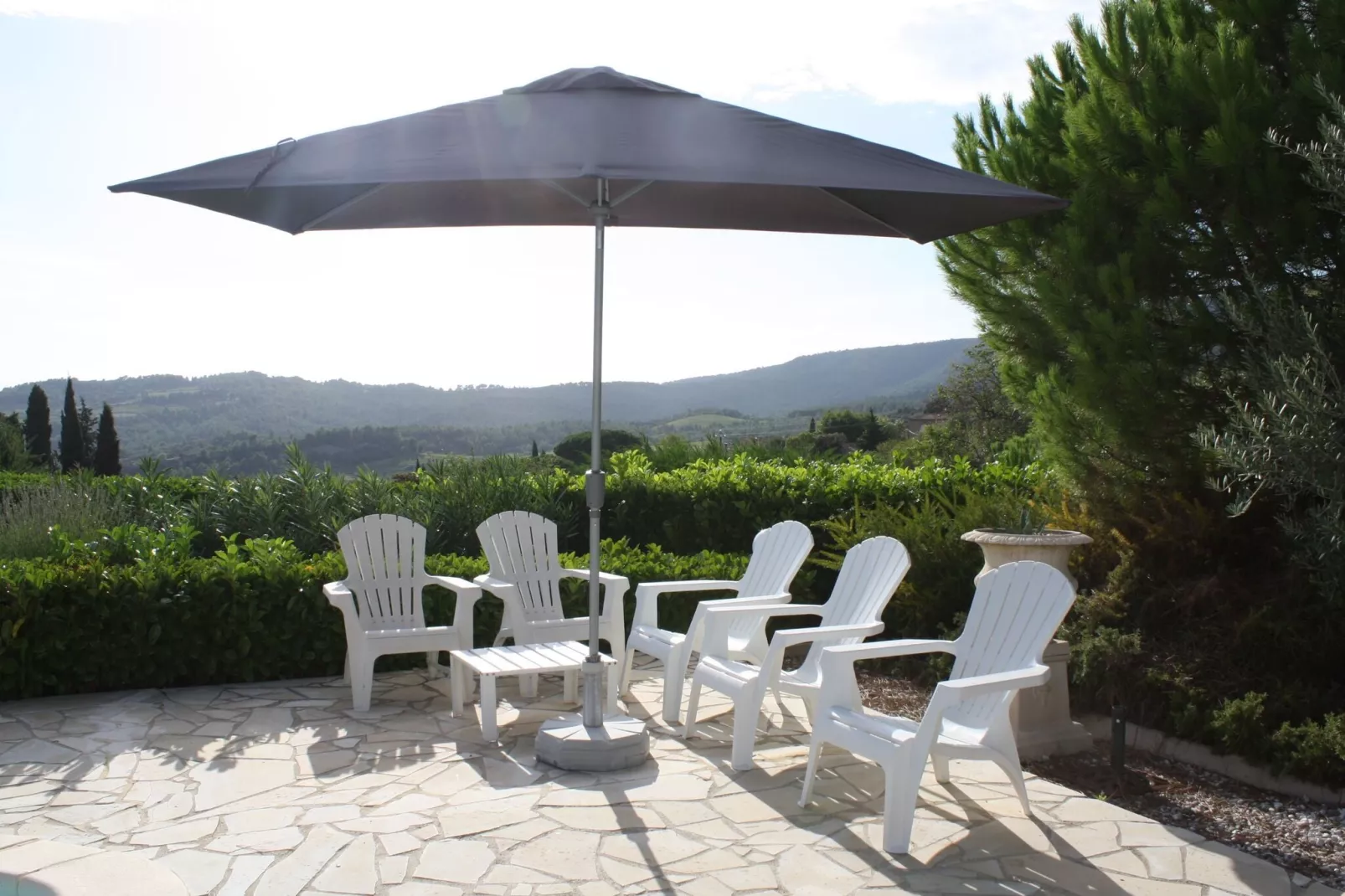 Villa à Camplong-Balcon-terrasse
