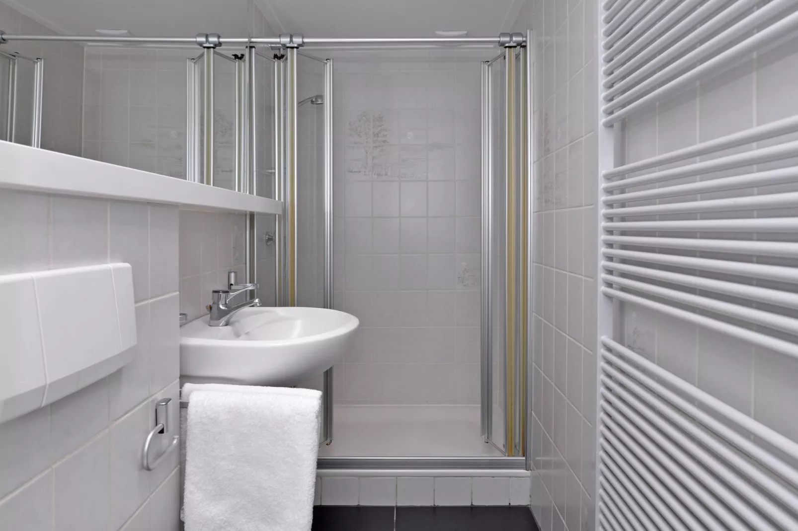 Havenweg 12-Bathroom