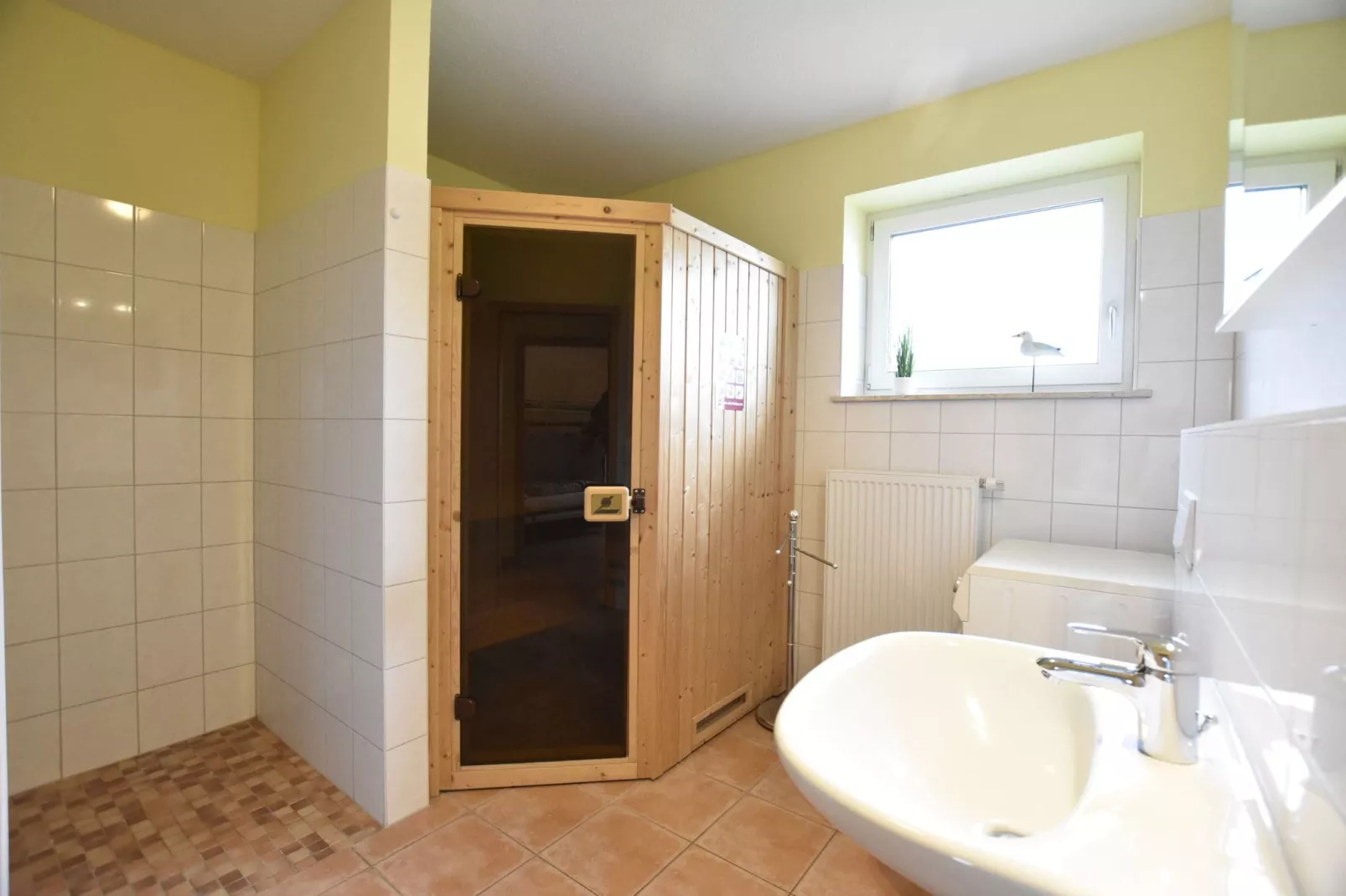 Zierow Z4B-Bathroom