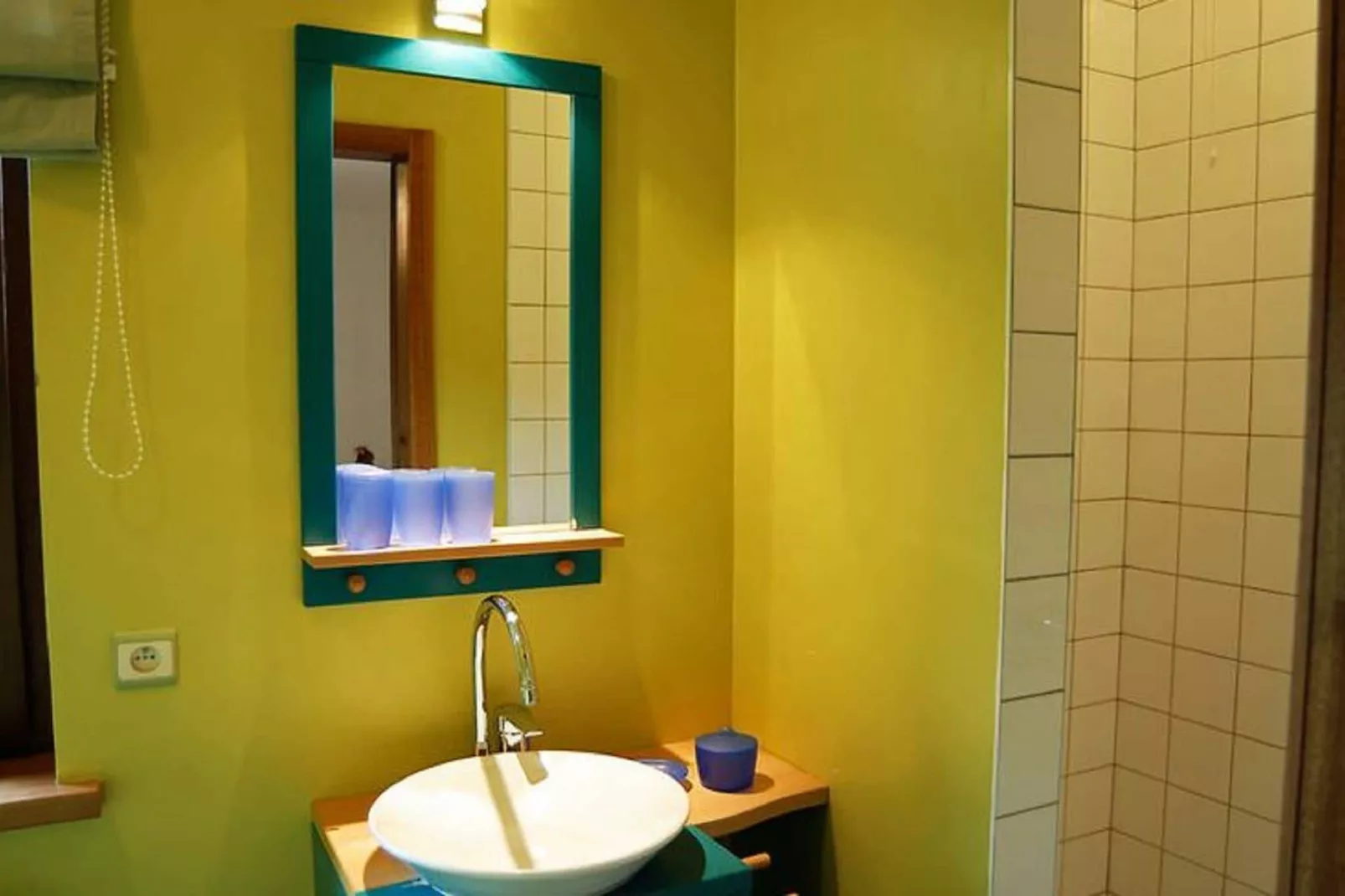 Thermae-Bathroom