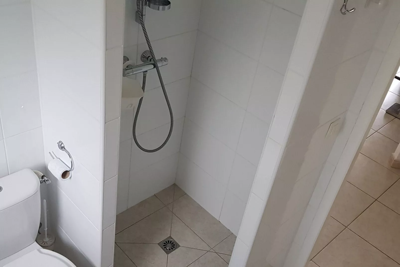 Villa à Camplong-Salle de bain