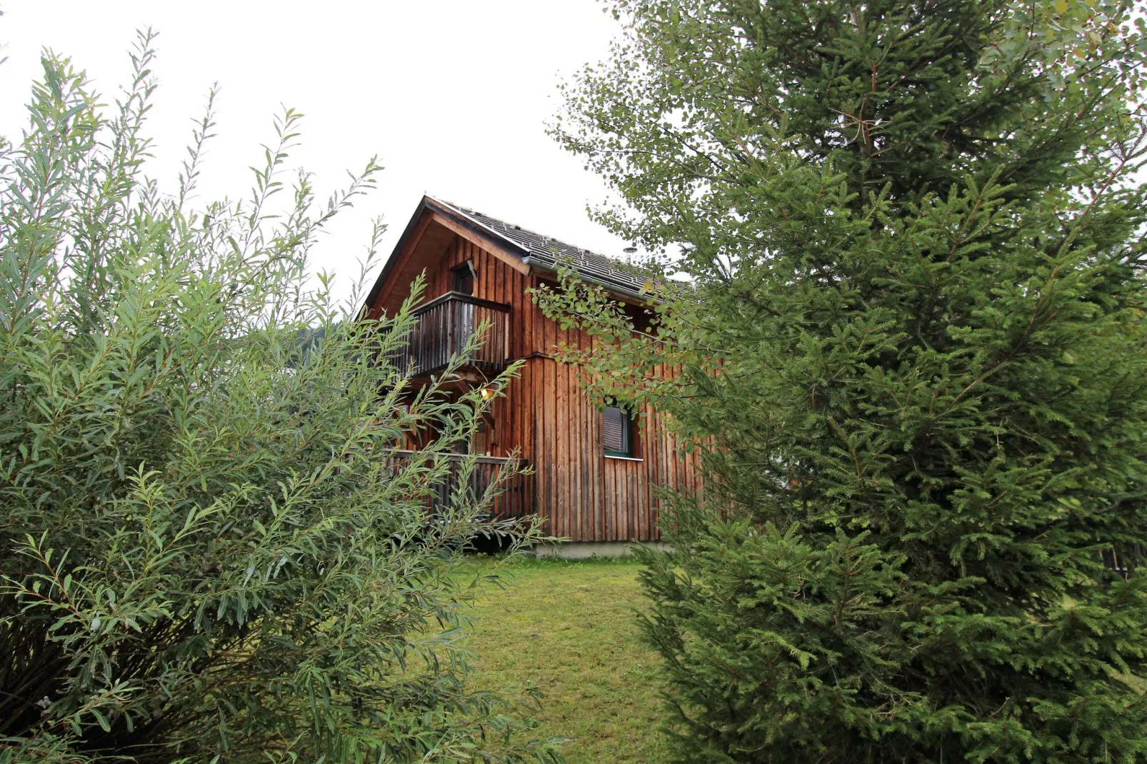 Chalet Milner-Gardens summer