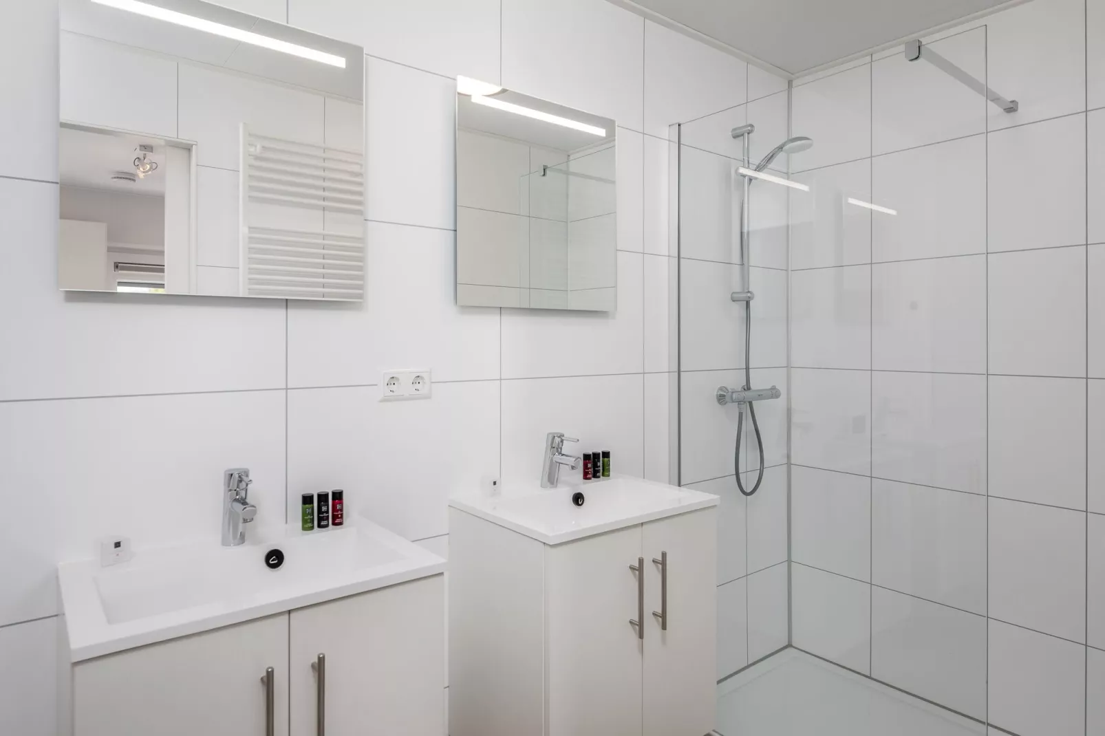 Water Village 1-Bathroom