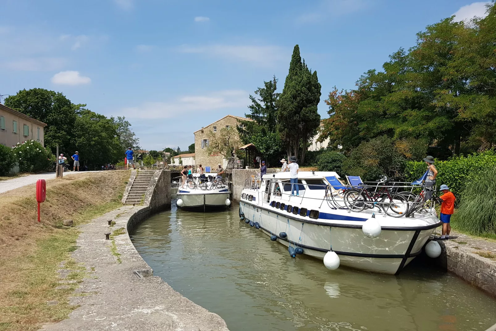 Villa à Camplong-Zones d'été à 20 km