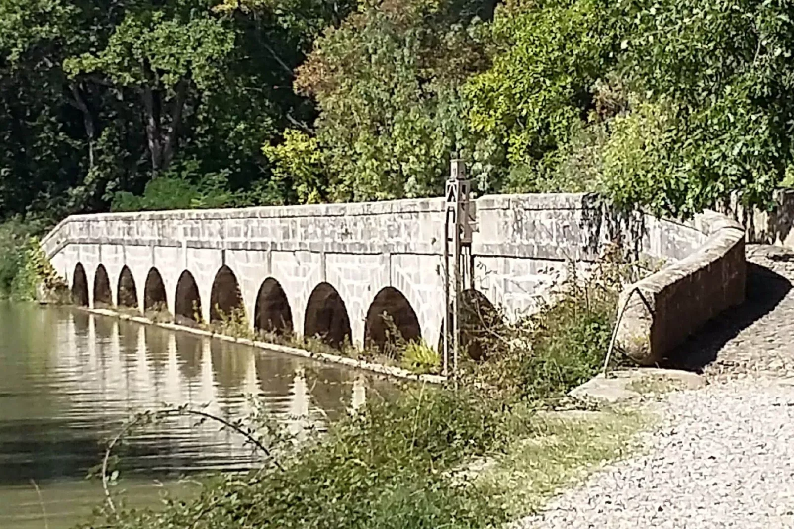 Villa à Camplong-Zones d'été à 5 km