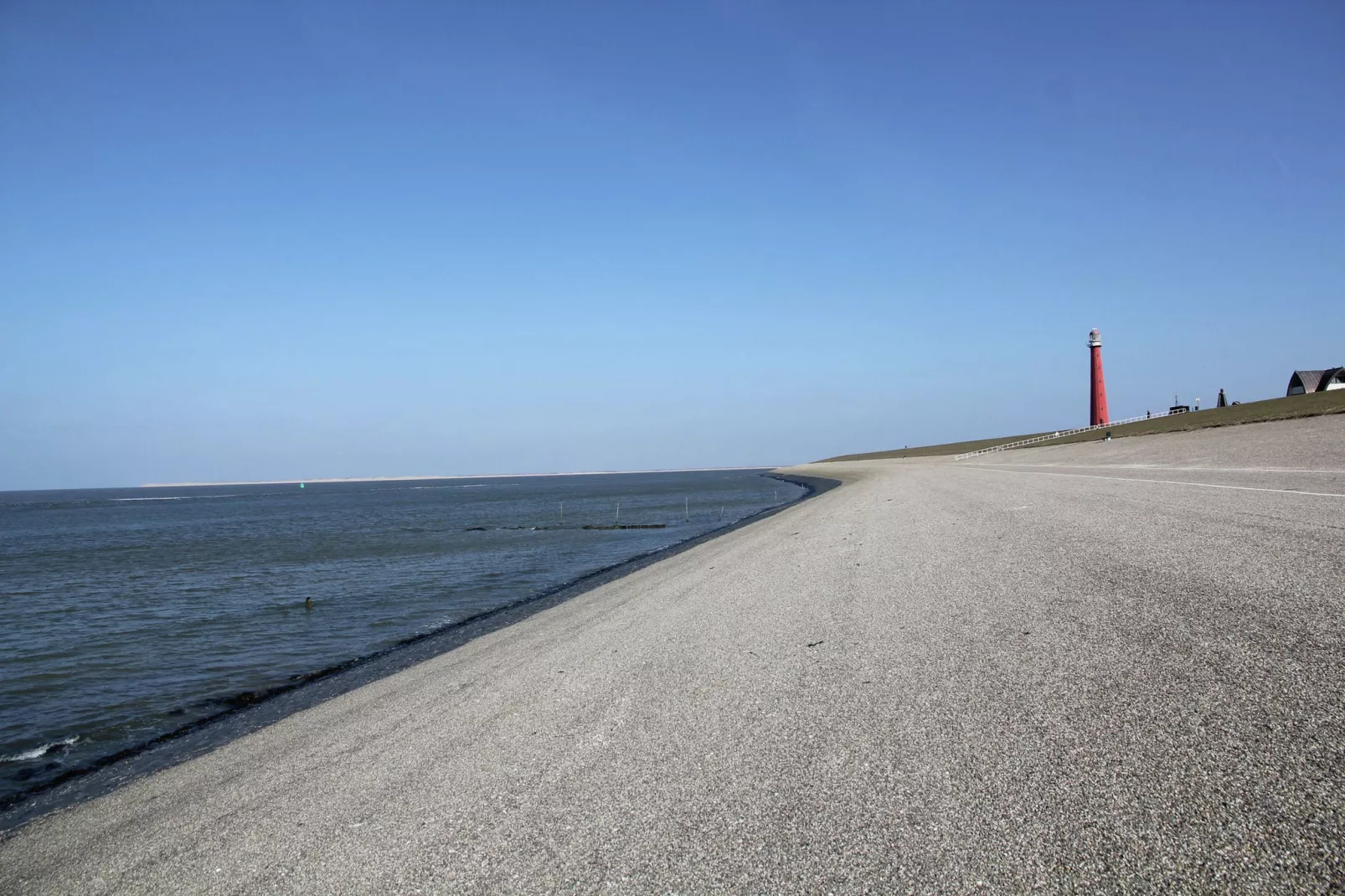 De Kustwachttoren Family-Areas summer 1km