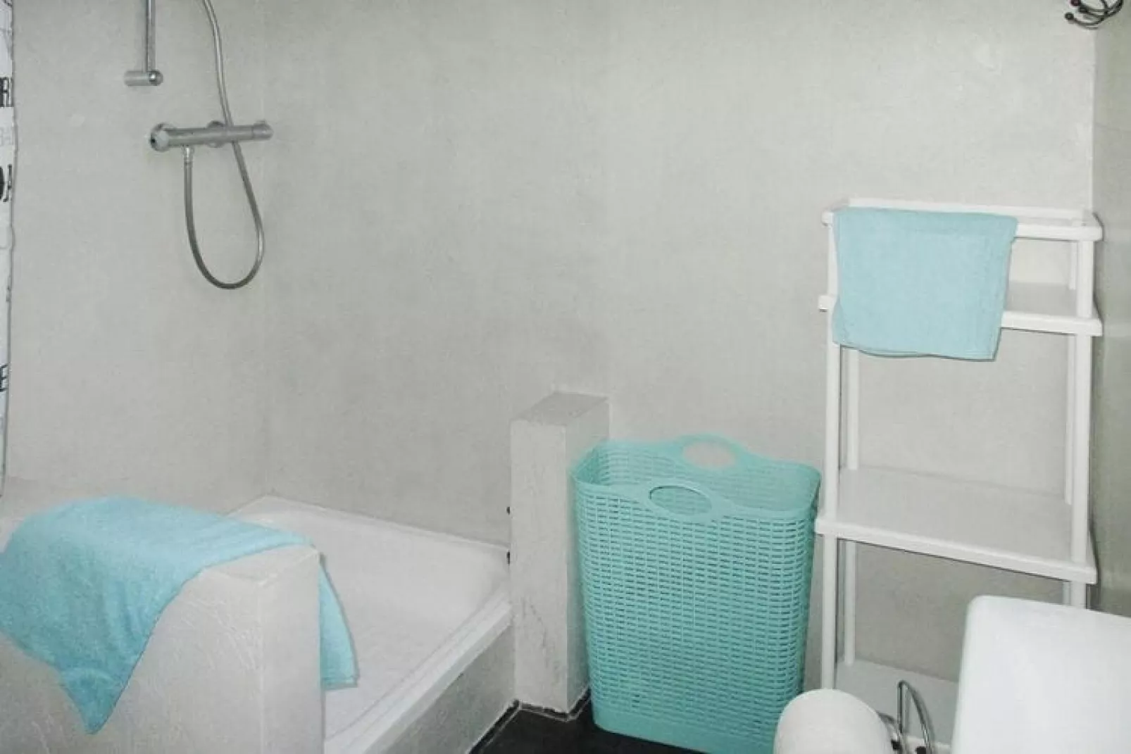 Obere Ferienwohnung-Salle de bain