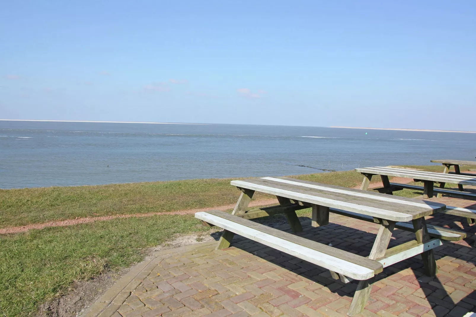 De Kustwachttoren Family-Areas summer 1km