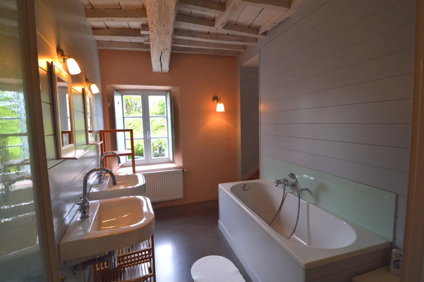 La Ferme de Foy 24-Salle de bain
