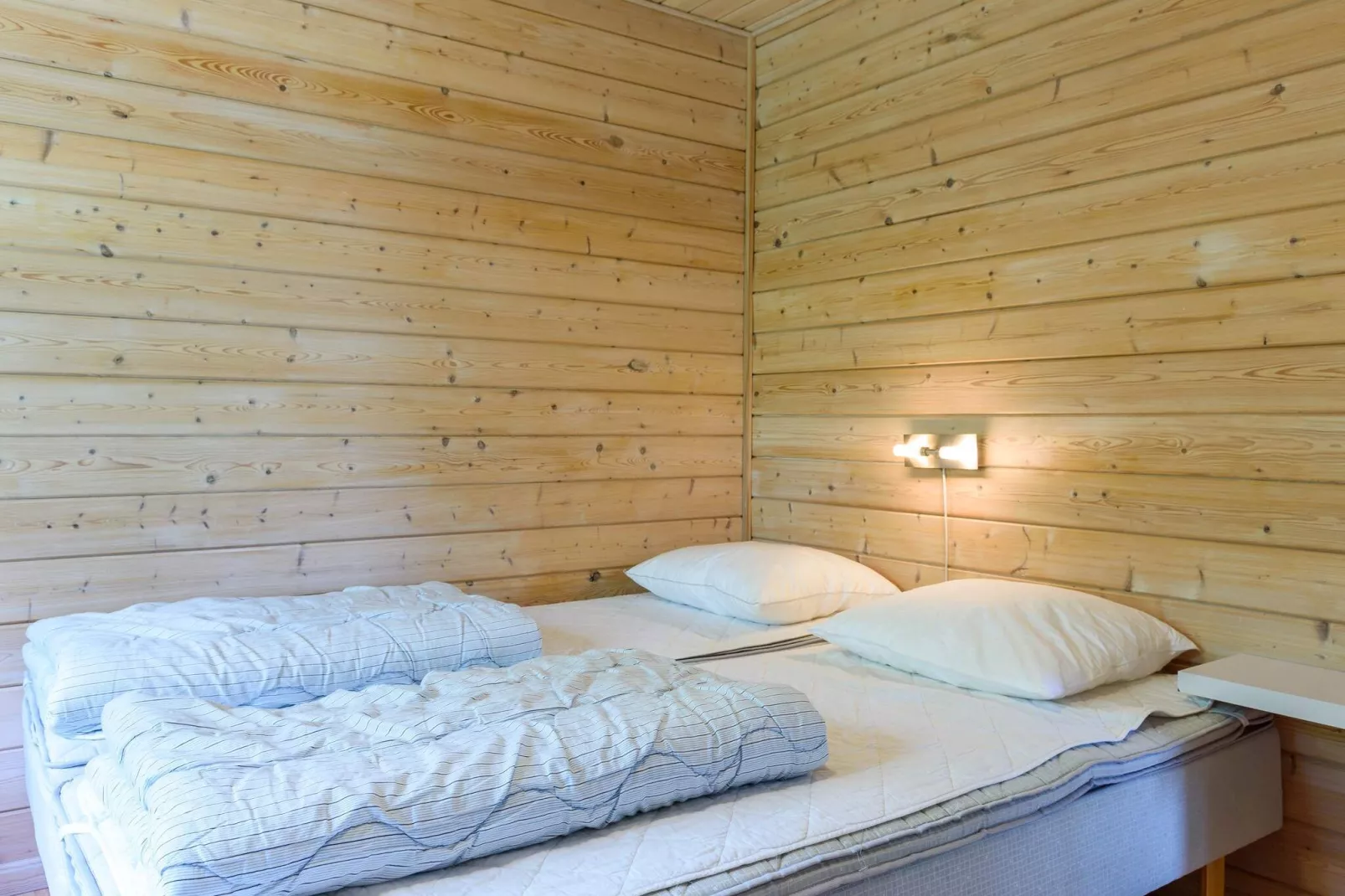 Refuge boise moderne-By Traum-Intérieur