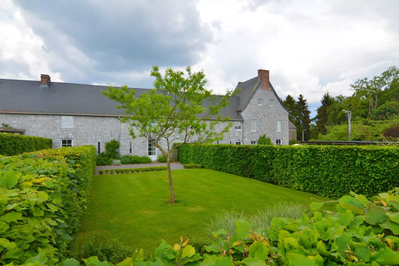 La Ferme de Foy 24-Jardin d'été