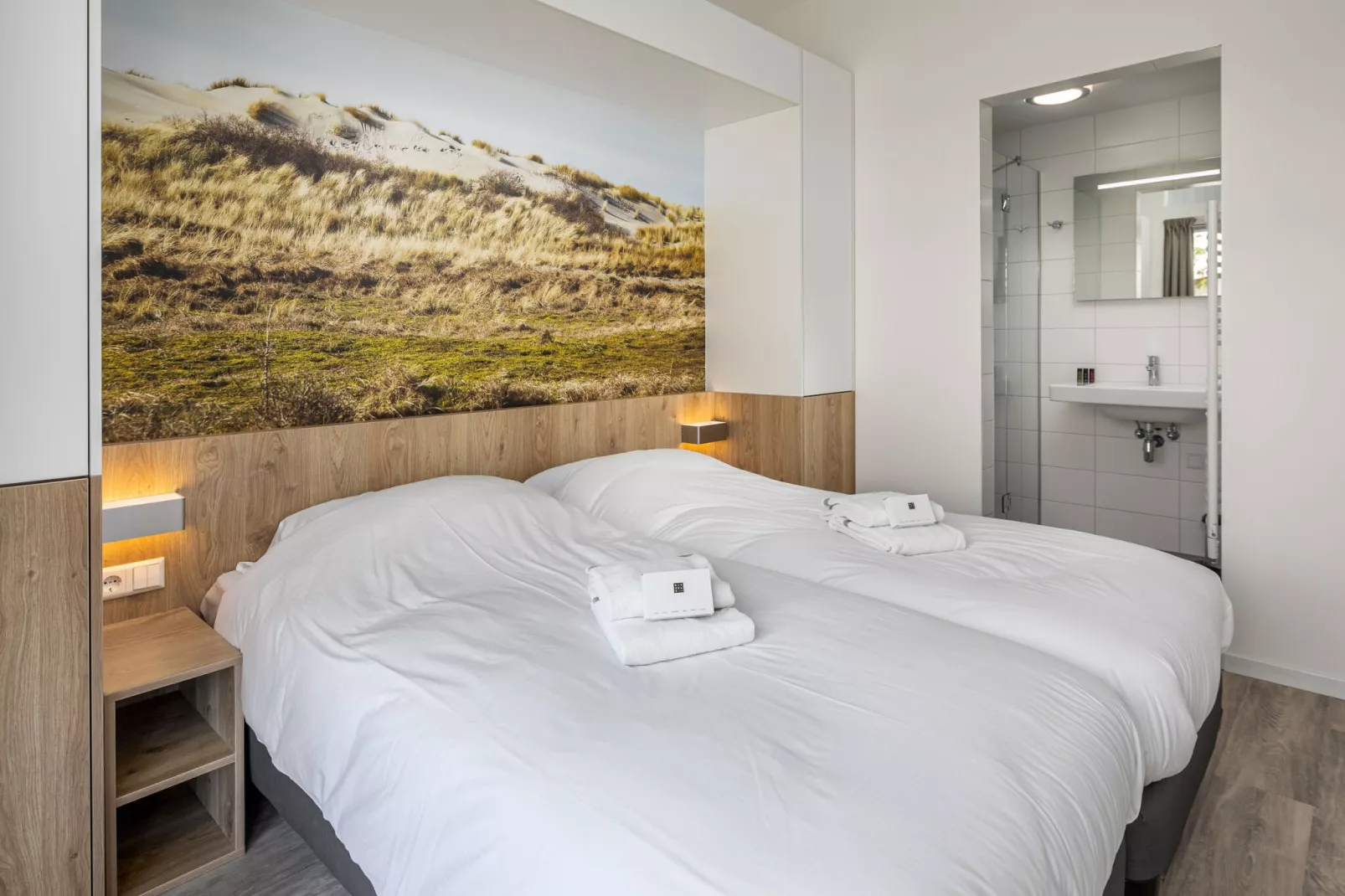 Water Village 2-Bedroom