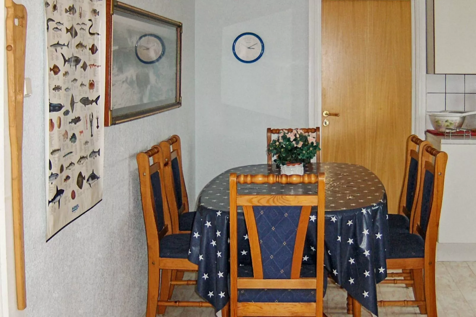 HUS 39517-Indoor