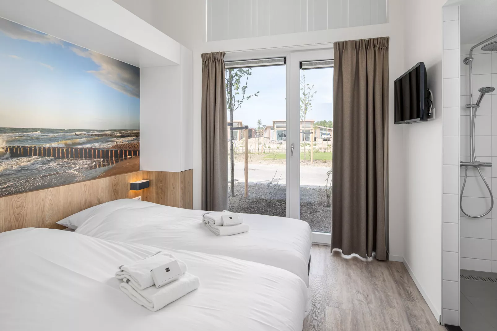 Water Village 2-Bedroom