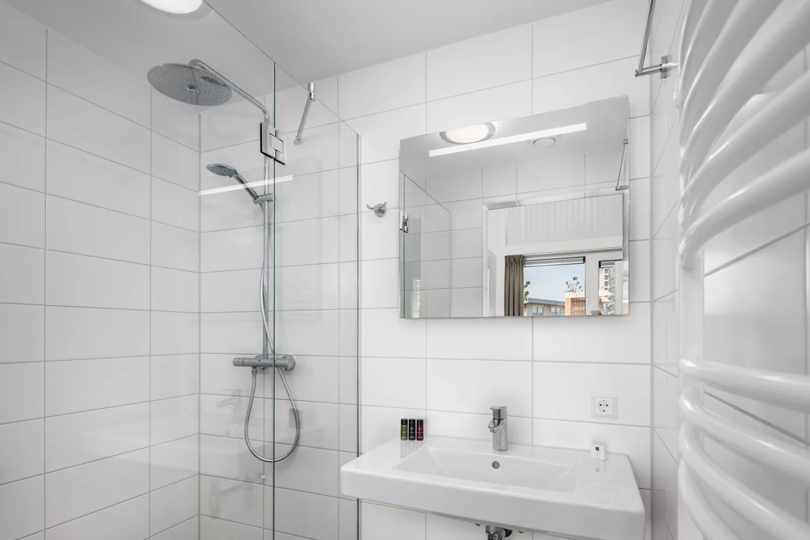Water Village 2-Bathroom