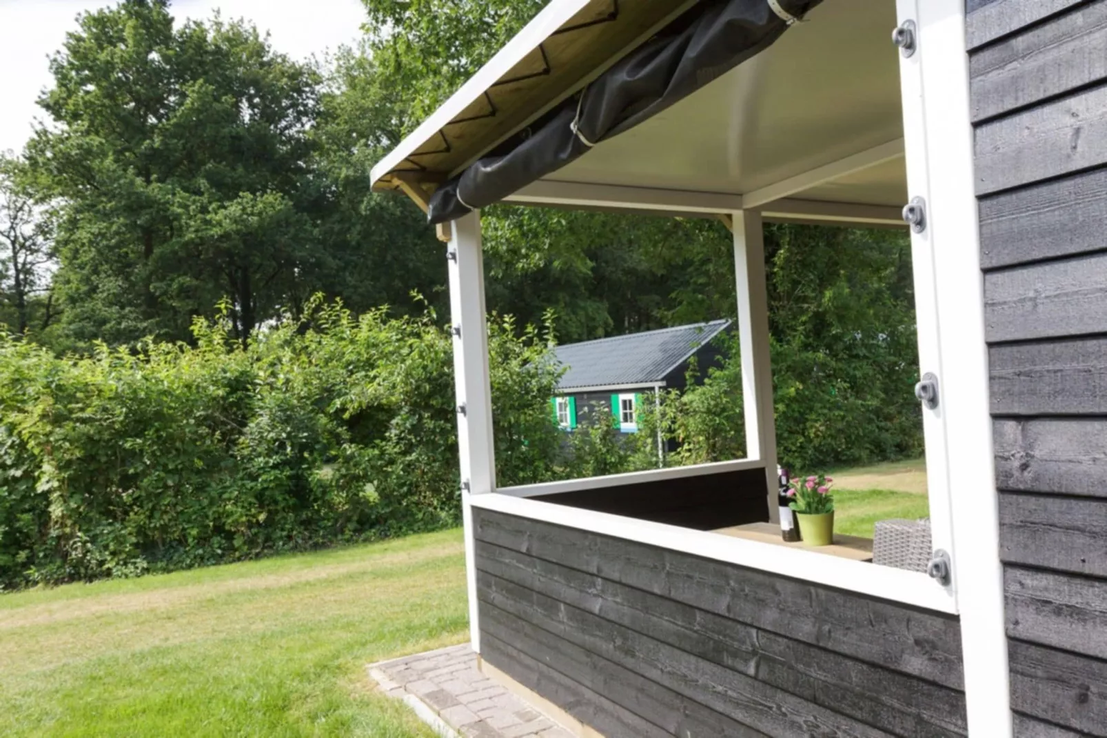 Vakantiepark de Vossenburcht 4-View summer