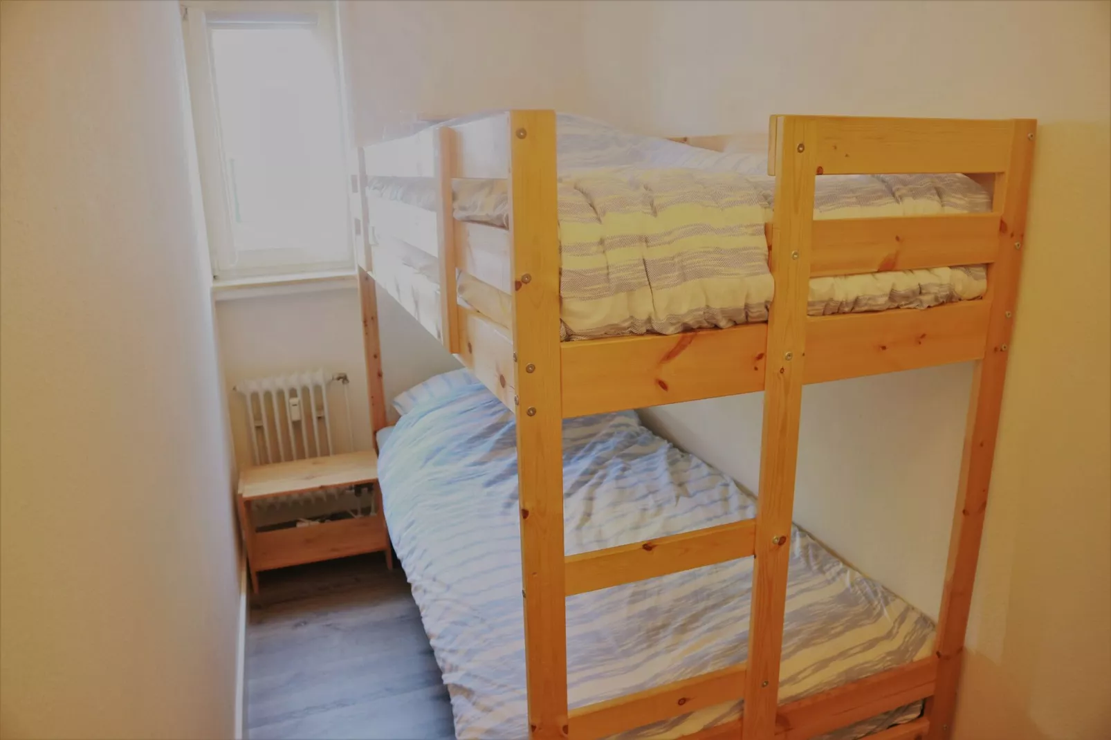 Flora-Bedroom