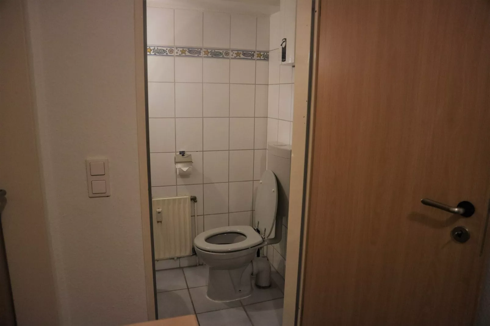 Flora-Bathroom