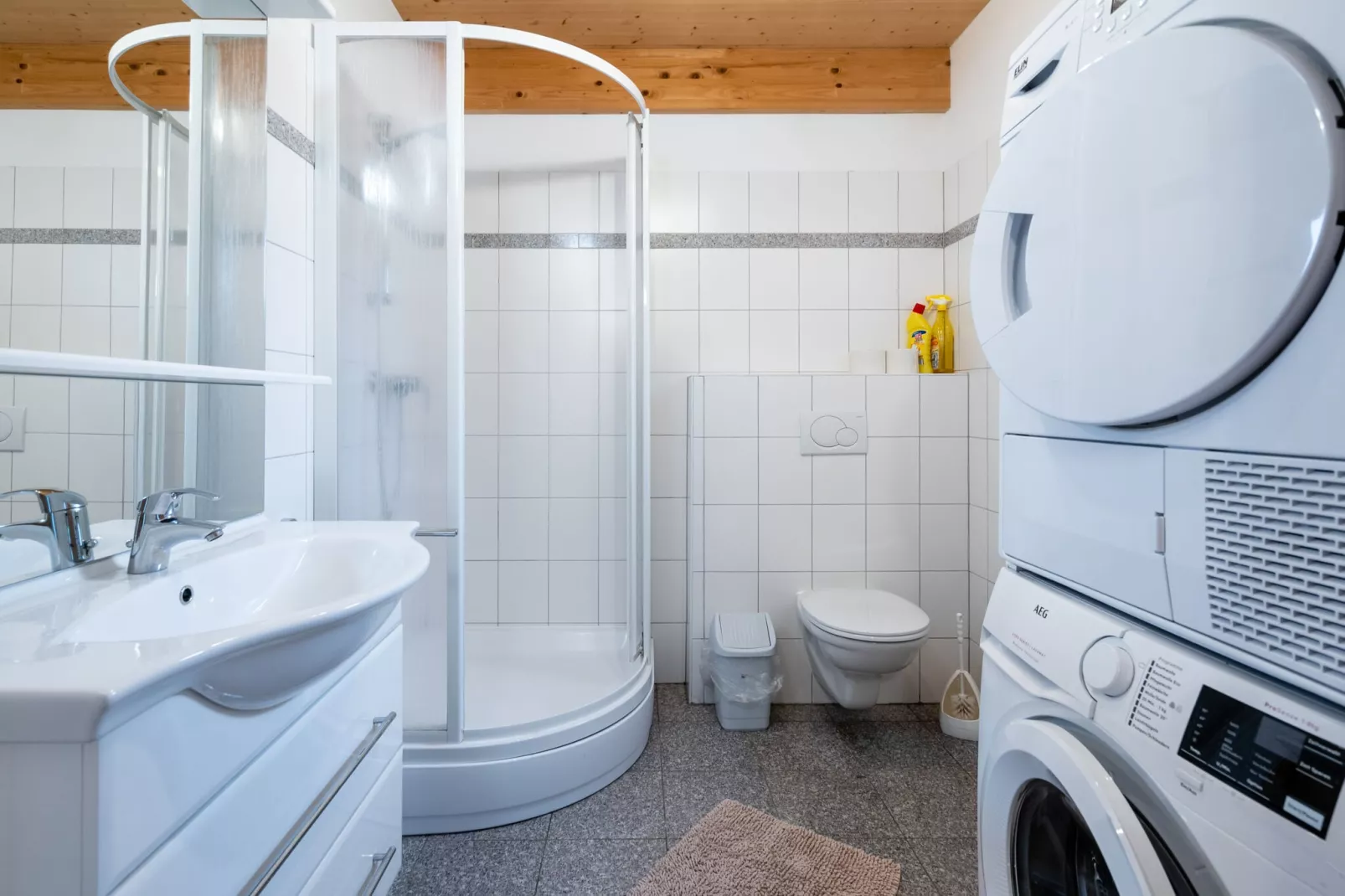 Chalet Baier-Bathroom