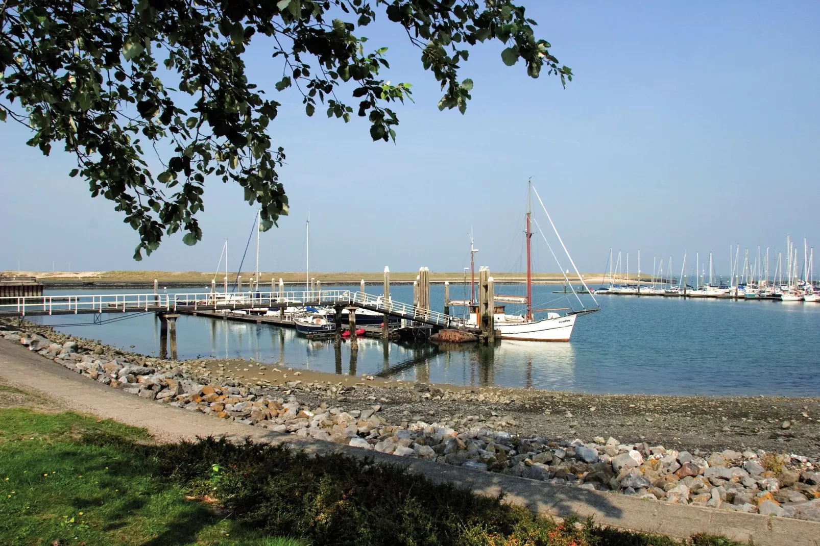 Water Village 2-Areas summer 1km