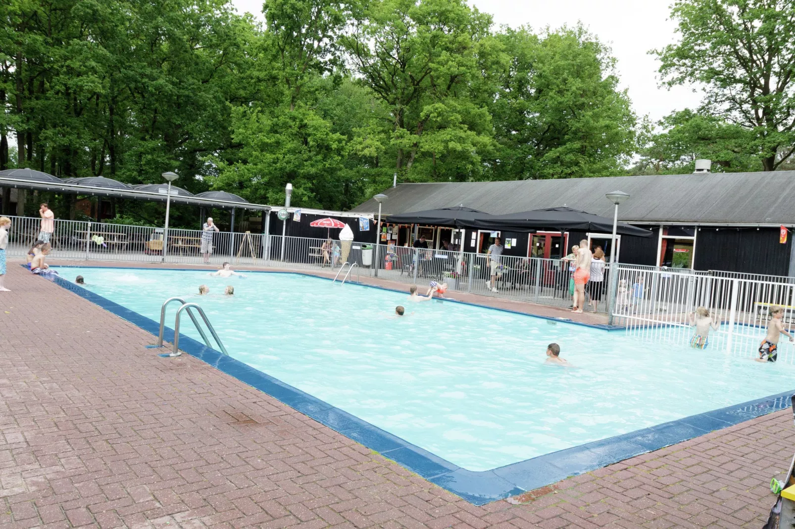 Vakantiepark de Vossenburcht 4-Park facilities