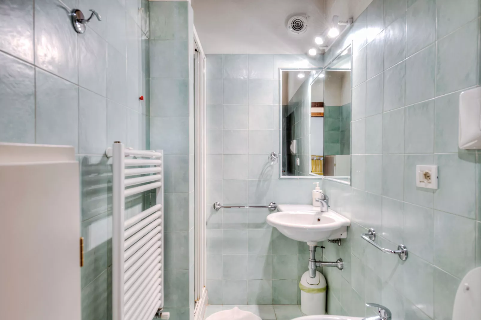 Nimphaea-Bathroom