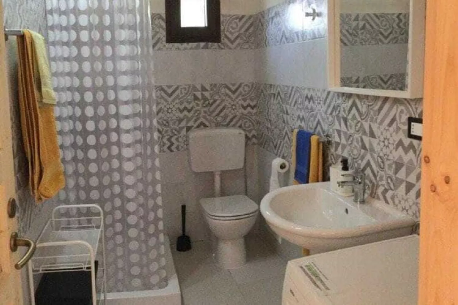Holiday home, Gaggi-Villa Jewels 2-Badezimmer