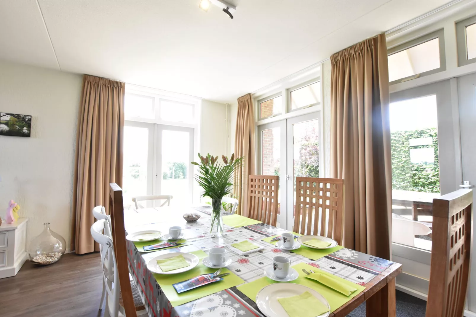 De Biezenknop-Dining room