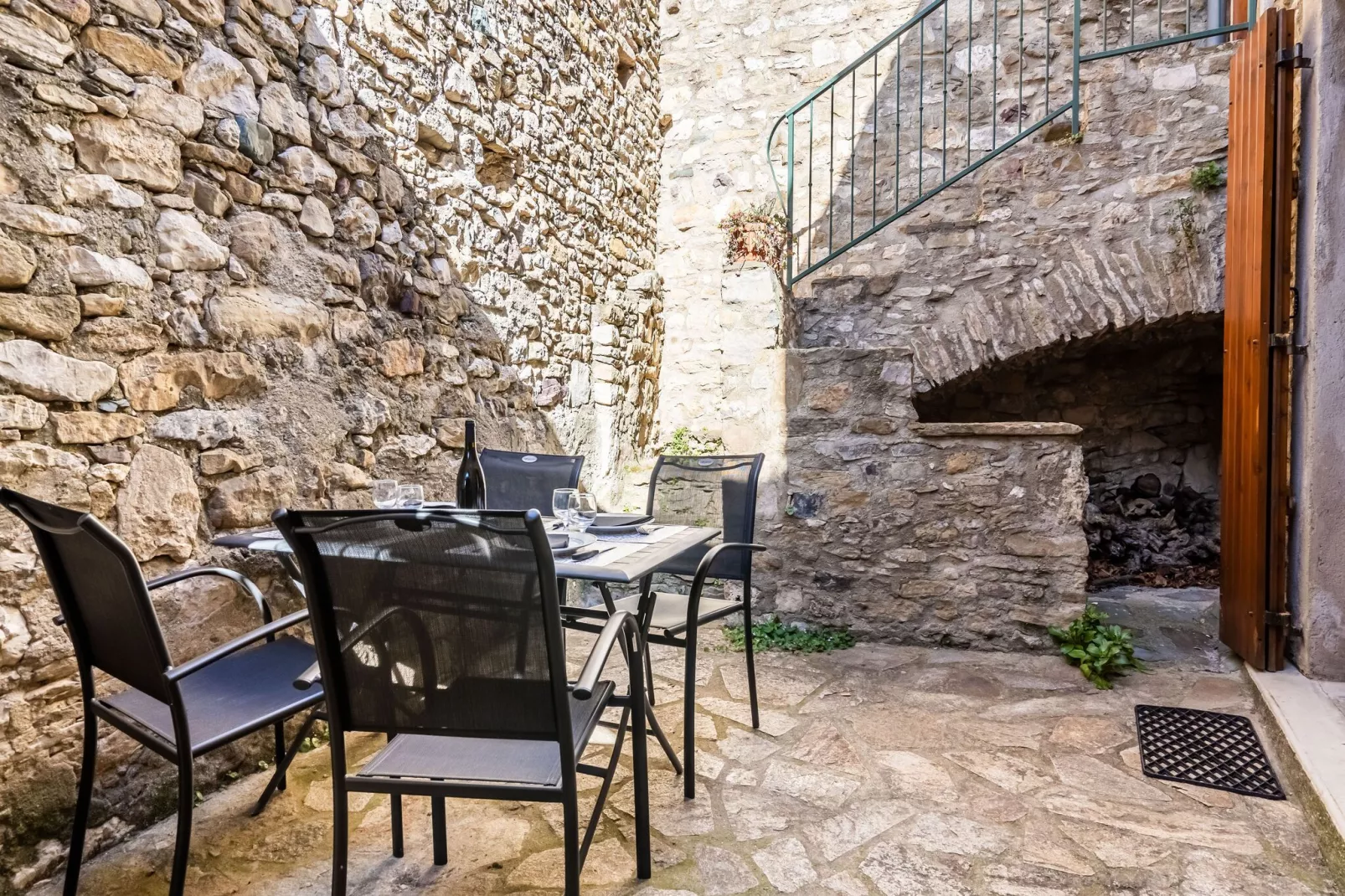 LA MAISON DE VILLAGE-Balcon-terrasse