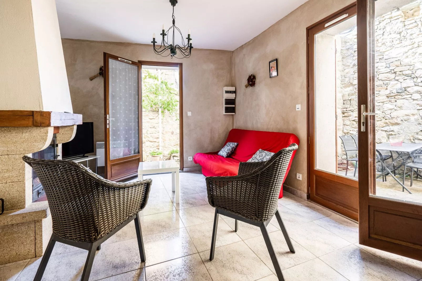 LA MAISON DE VILLAGE-Salon
