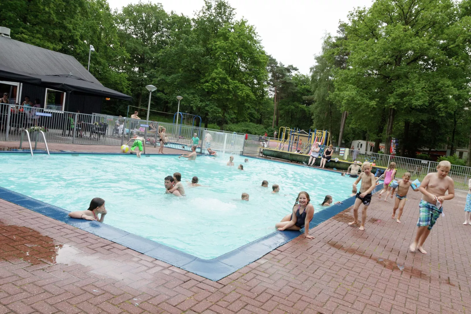 Vakantiepark de Vossenburcht 2-Park facilities