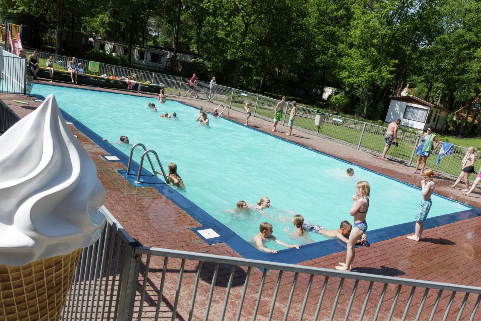 Vakantiepark de Vossenburcht 2-Park facilities