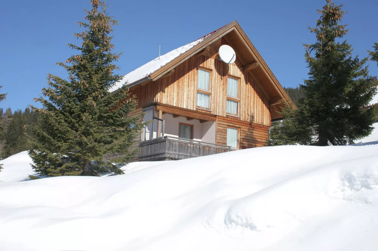 Almdorf Weinebene-Exterior winter