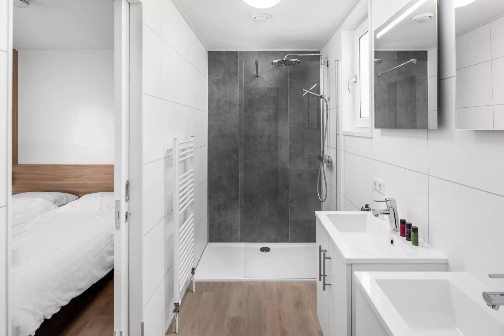 Vakantiepark Zeebad 8-Bathroom