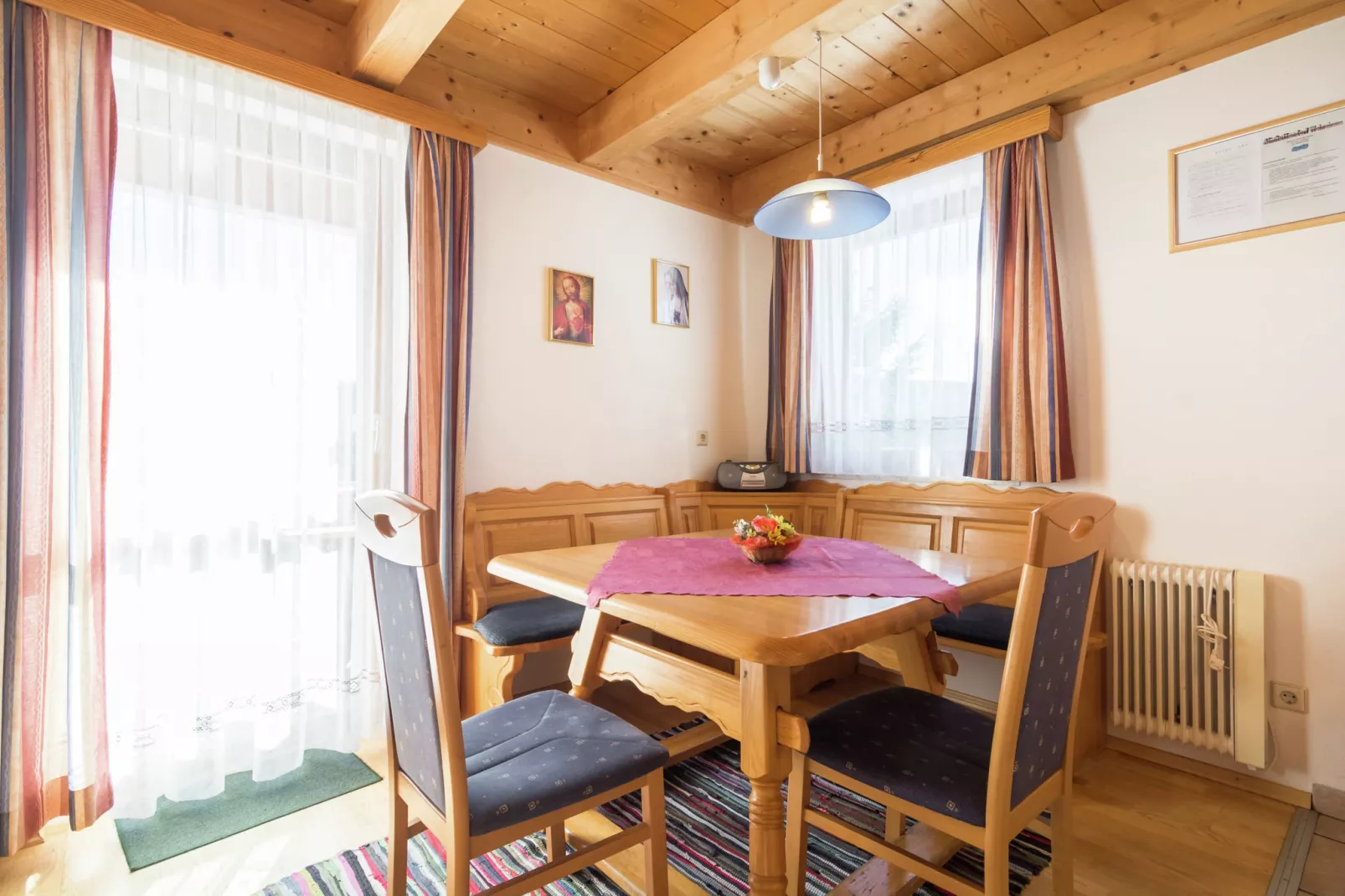 Almdorf Weinebene-Dining room