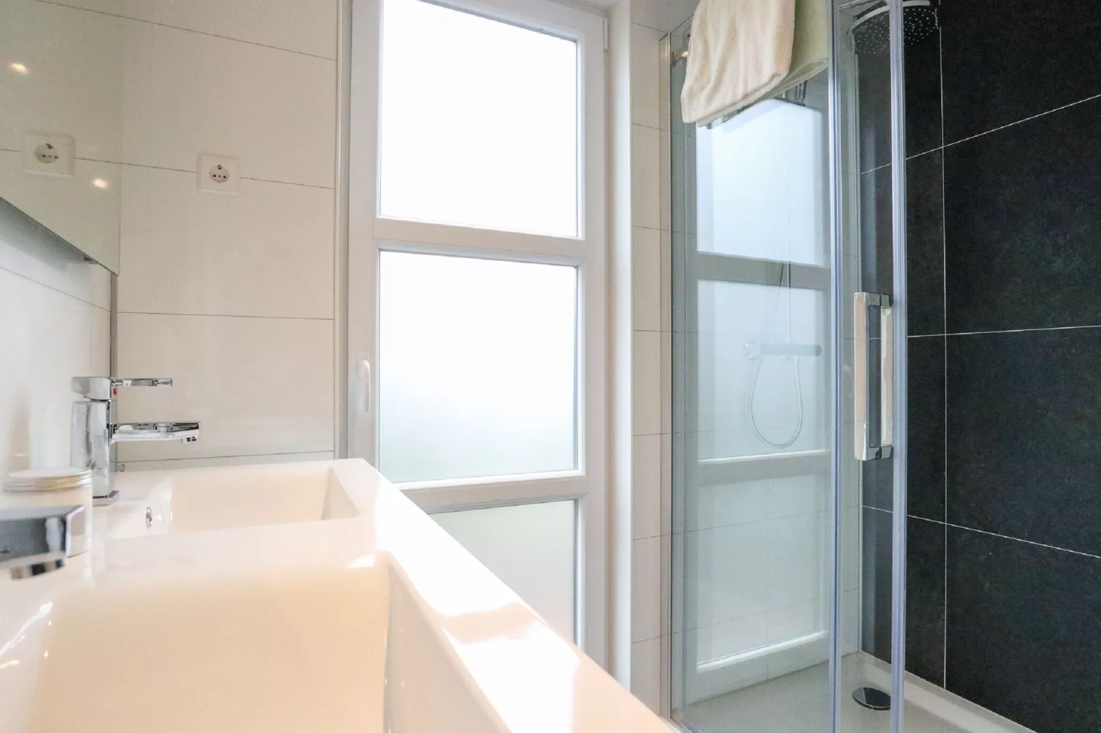 Marina Strandbad 6-Bathroom