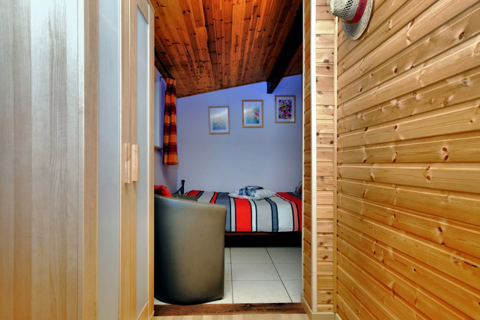La Canne à Pêche-Bedroom
