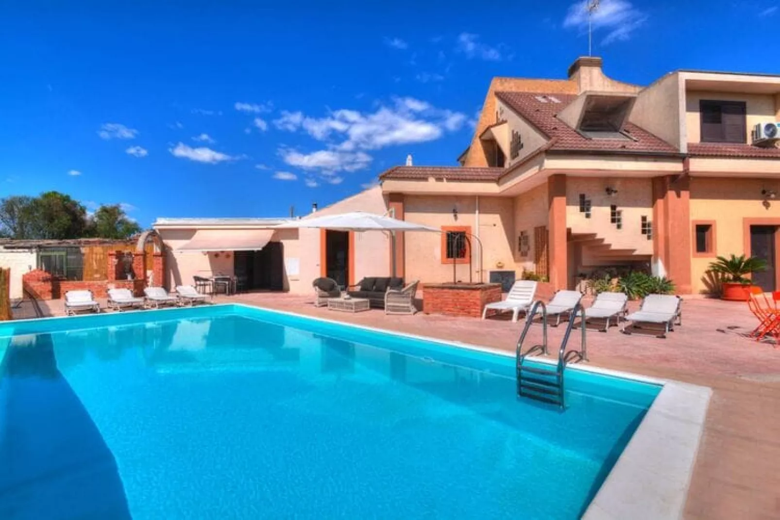 Holiday home Floridia-Villa Smeraldo10 Pax mit Privatpool-Schwimmbad