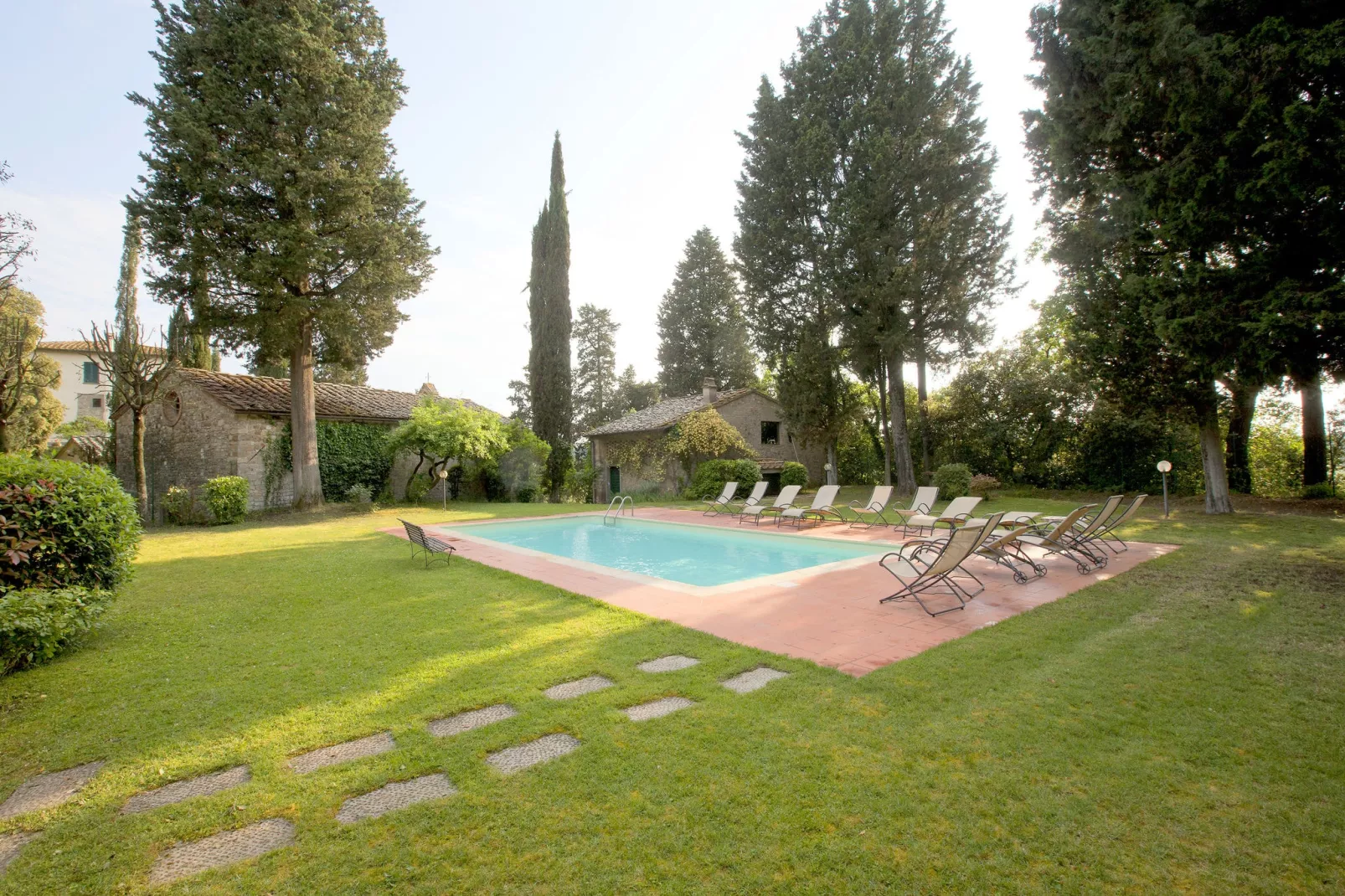 Loggia-Schwimmbad