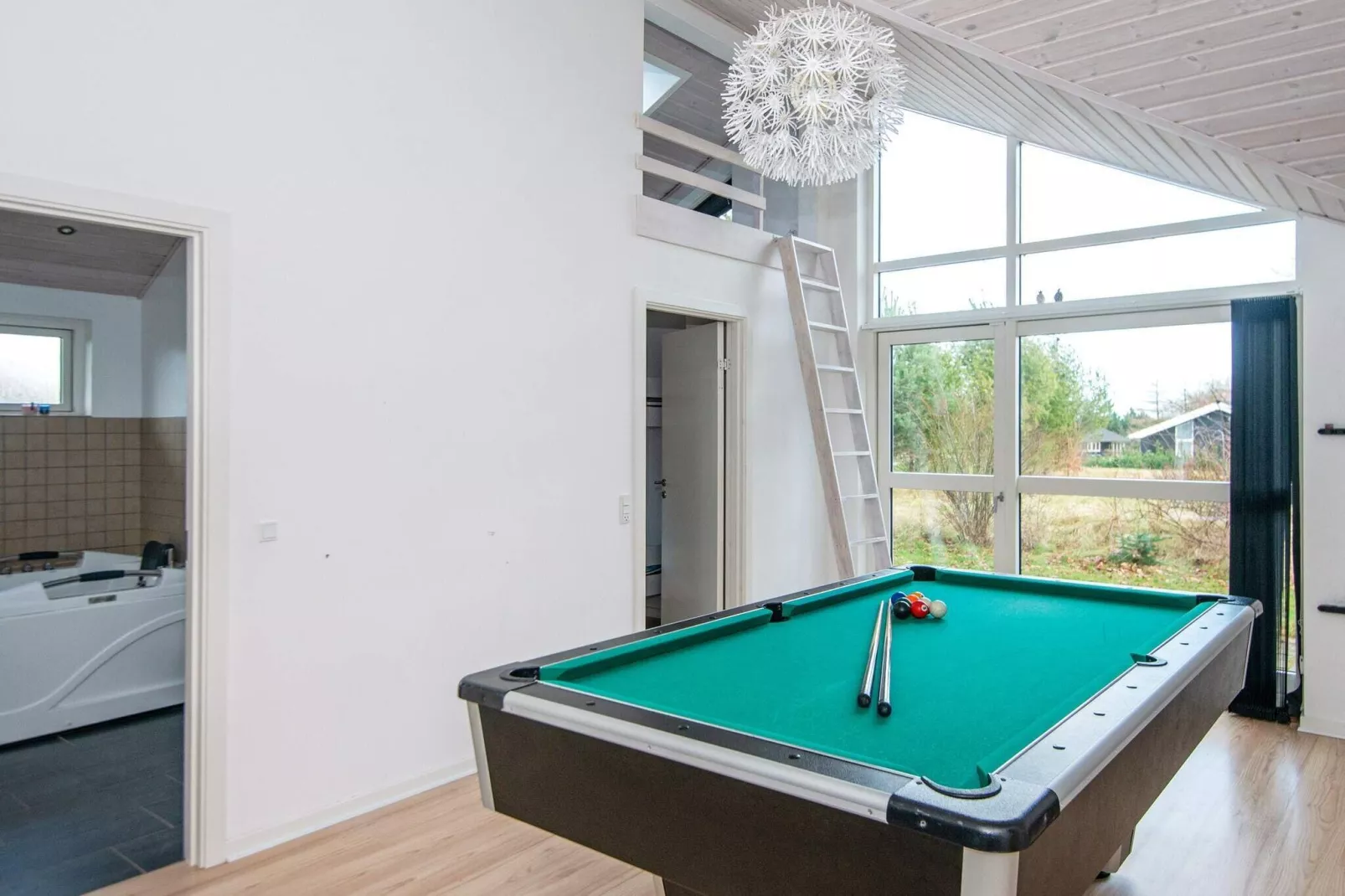 10 person holiday home in Glesborg-Indoor