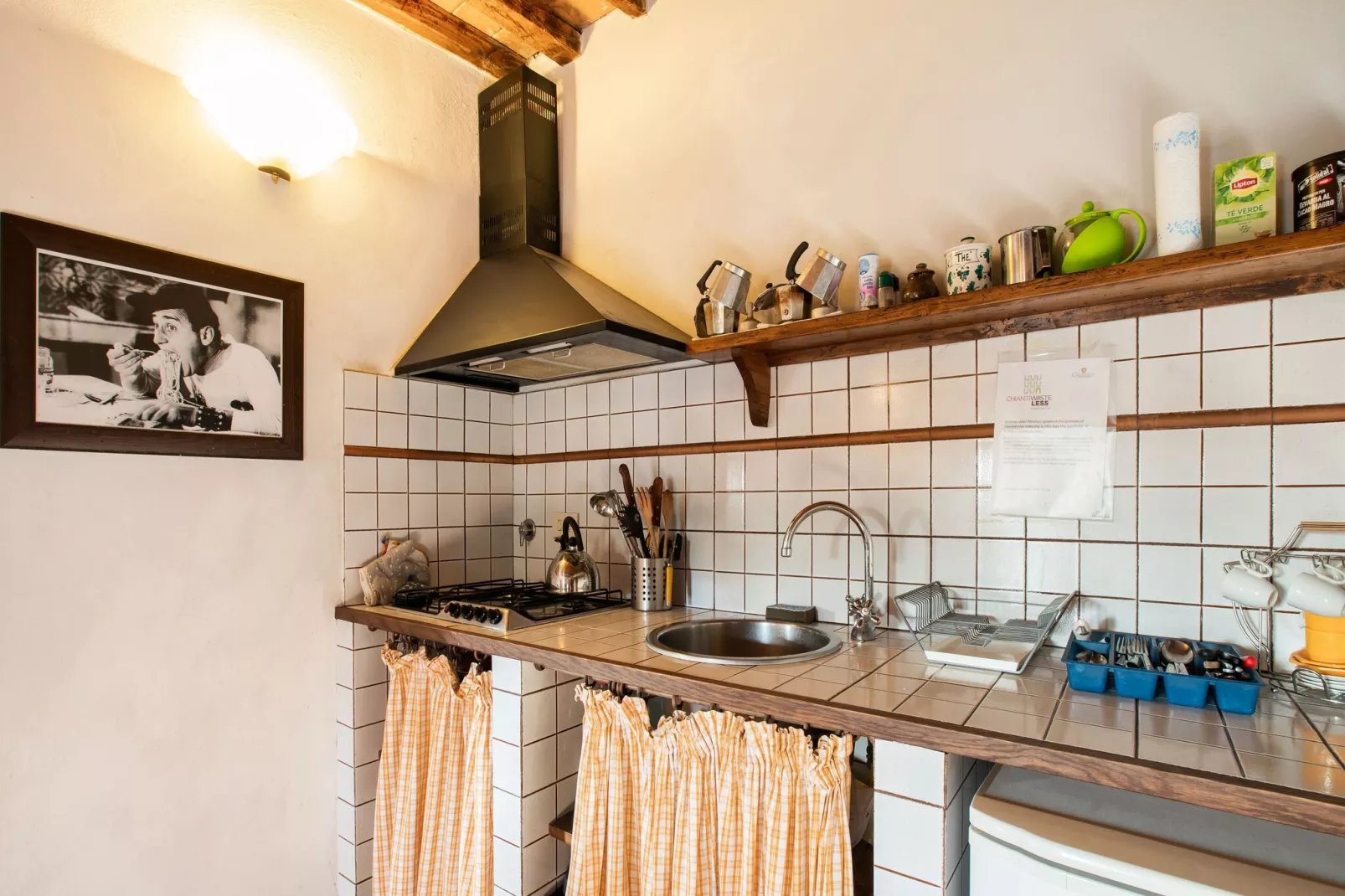 Camino Rosavolta-Kitchen