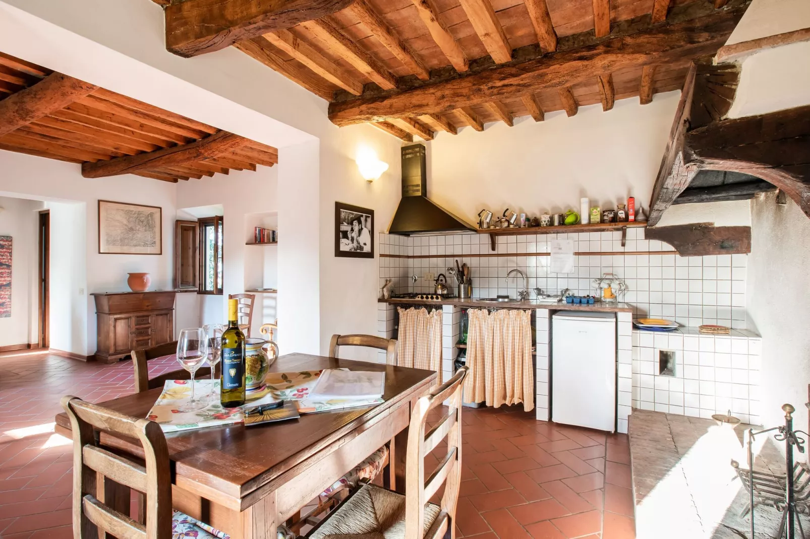 Camino Rosavolta-Kitchen