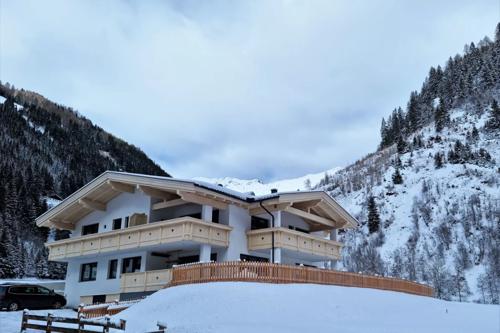 Haus Alpenpanorama-Exterior winter