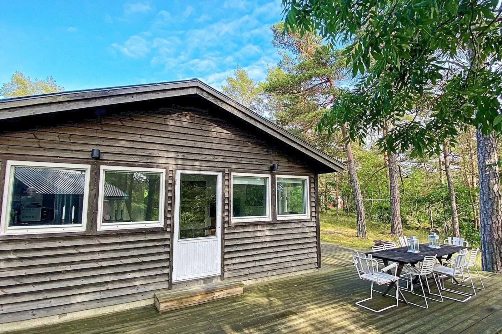 Seaside Charm on Okno Island-By Traum-Outdoor