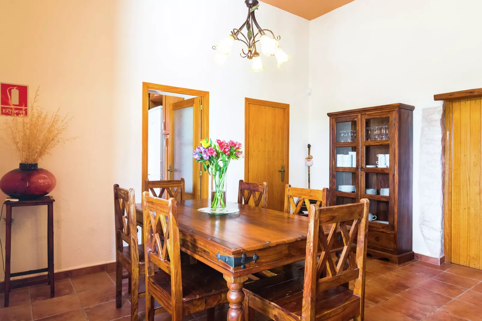 Can Toni-Dining room