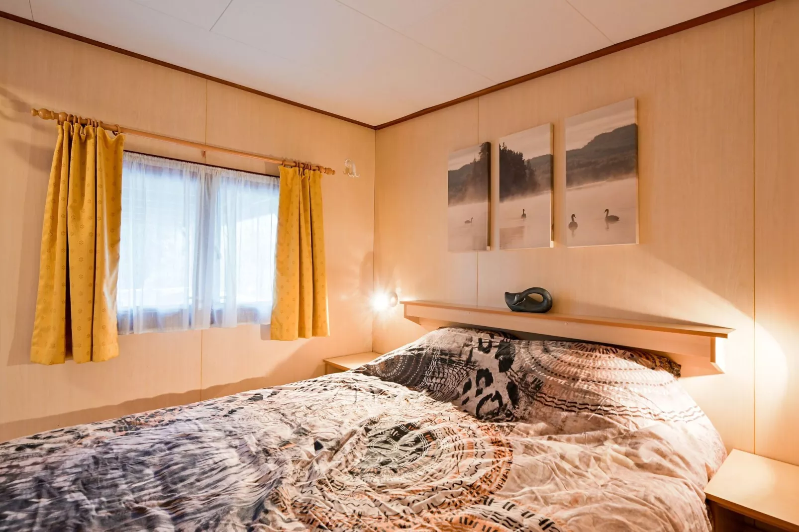Huisje 37-Bedroom