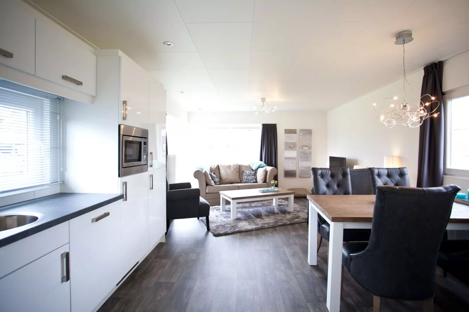 Resort Schoneveld 6-Dining room
